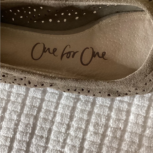 Toms Women’s Ballet Flats - Picture 9 of 10